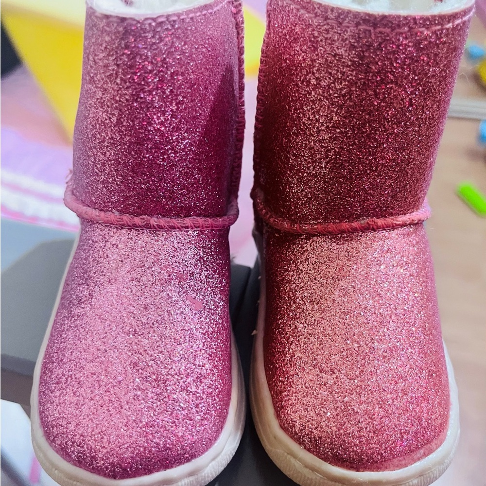 Wonder Nation Pink Glitter Shoes